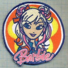 466 -EMBLEMA- BARBIE -GAMA RENUMITA DE PAPUSI -starea care se vede