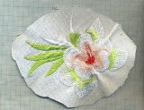 477 -EMBLEMA - BRODERIE - DIN PERIOADA ,,FLOWER POWER&quot;? -starea care se vede