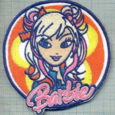 465 -EMBLEMA- BARBIE -GAMA RENUMITA DE PAPUSI -starea care se vede