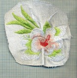 470 -EMBLEMA - BRODERIE - DIN PERIOADA ,,FLOWER POWER&quot;? -starea care se vede