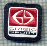 418 -EMBLEMA- GRIGIO SPORT - BRAND RENUMIT DE IMBRACAMINTE -starea care se vede