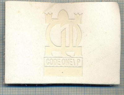 409 -EMBLEMA- CODE ONE/P - BRAND RENUMIT DE IMBRACAMINTE -starea care se vede foto