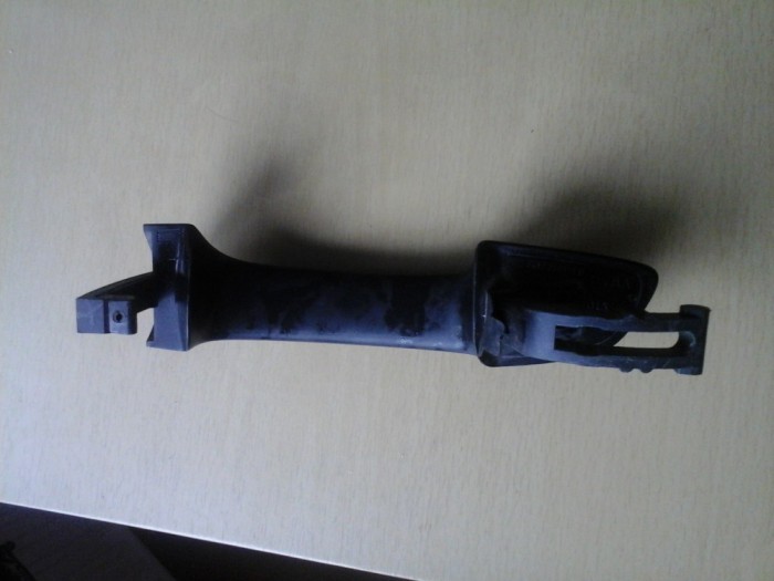 Vand maner usa fata stanga VW Passat