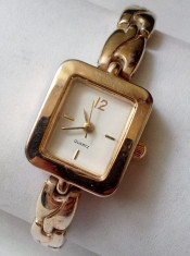Ceas de dama Quartz placat cu aur inclusiv bratatra foto
