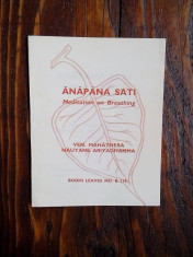 Anapana sati - Meditation on breathing foto