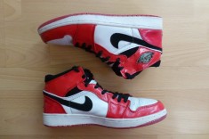 Adidasi Bascheti Nike Air Jordan; marime 44 (28 cm talpic interior); impecabili foto