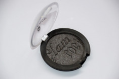 FARD NEGRU CU SCLIPICI E ESSENCE GLAM ROCK EYESHADOW foto