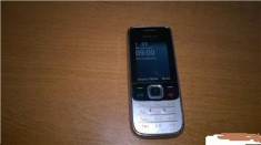 vand telefon Nokia 2730c foto