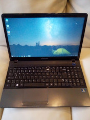 Laptop Samsung NP300,Intel i5-2.50Ghz,8GB ram,SSD+hdd-15,6&amp;#039;&amp;#039; LED foto