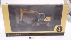 Utilaj excavator New Holand scara HO 1:87 foto