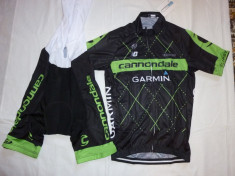 echipament ciclism complet cannondale garmin set pantaloni cubretele tricou foto