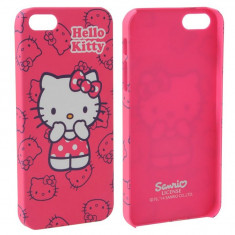 In STOC! Carcasa plastic Hello Kitty - Compatibilitate Iphone 5&amp;amp;5S foto