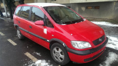 Opel Zafira foto