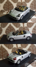 Toyota MR2 Spyder 1/18 foto