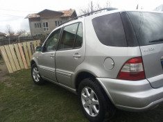 Mercedes-Benz ML320 foto