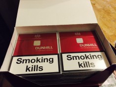 Dunhill International foto