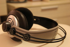 Casti profesionale Studio Dj AKG K 142 HD Impecabile Made in Austria foto