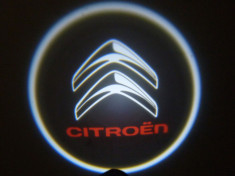 Proiector laser cu logo/marca pentru iluminat sub usa CITROEN foto