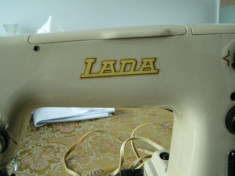 masina de cusut electrica marca LADA foto