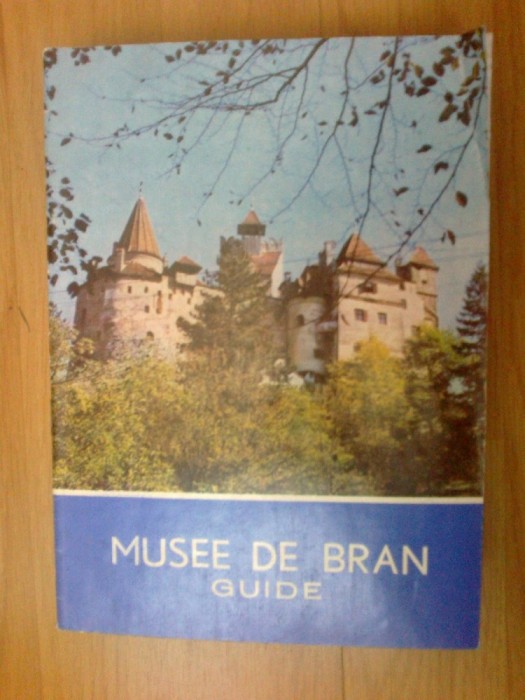 d9 Musee de Bran - Guide