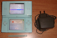 Nintendo DS Lite Modat R4 plin cu jocuri Mario, Zelda, etc. foto