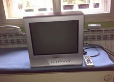 TV Samsung CRT 15&amp;quot;/38cm foto