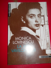 LA APA VAVILONULUI - MONICA LOVINESCU foto