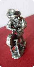 Statueta , figurina , metalica , Tocilar foto