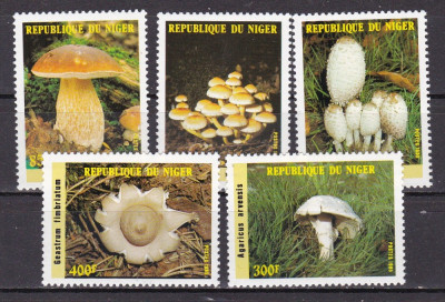 Niger 1985 ciuperci MI 962-966 MNH w24 foto
