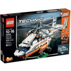 LEGO? Technic Elicopter de transporturi grele 42052 foto