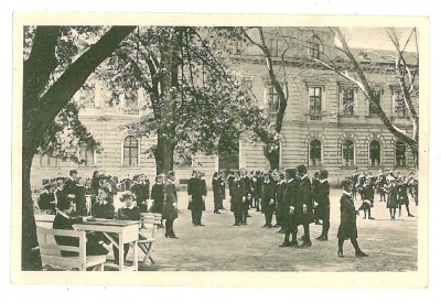 1069 - TIMISOARA, Girls High School - old postcard - unused foto