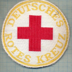 36 - EMBLEMA CRUCEA ROSIE -ROTES KREUZ- GERMANIA -MILITARA? -starea care se vede