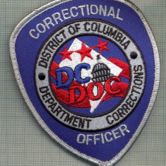 71 -EMBLEMA MANECA-OFFICER CORRECTIONAL-DISTRICT OF COLUMBIA-starea care se vede