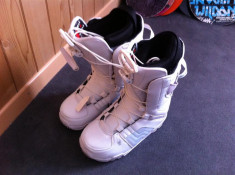 Boots Snowboard dama Nidecker cu snur 37-40 / noi foto