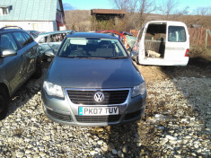 Dezmembrez VW Passat B6 3C2, 2.0 TDI 16v 103kw motor BKP din 2007 foto