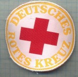 44 - EMBLEMA CRUCEA ROSIE -ROTES KREUZ- GERMANIA -MILITARA? -starea care se vede