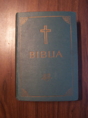 Biblia, tiparita sub indrumarea Prea Fericitului Justinian (1975) foto