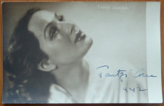 Actrita Tanti Cocea , fotografie alb - negru cu autograf , 1942 foto