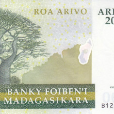 Bancnota Madagascar 2.000 Ariari (2014) - P90 UNC (hibrid, substrat de polimer)