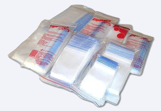 pungi de plastic cu fermoar ziplock dimensiuni 40x60 mm