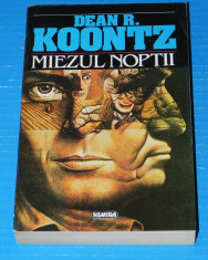 Miezul noptii - Dean R Koontz (05435 foto