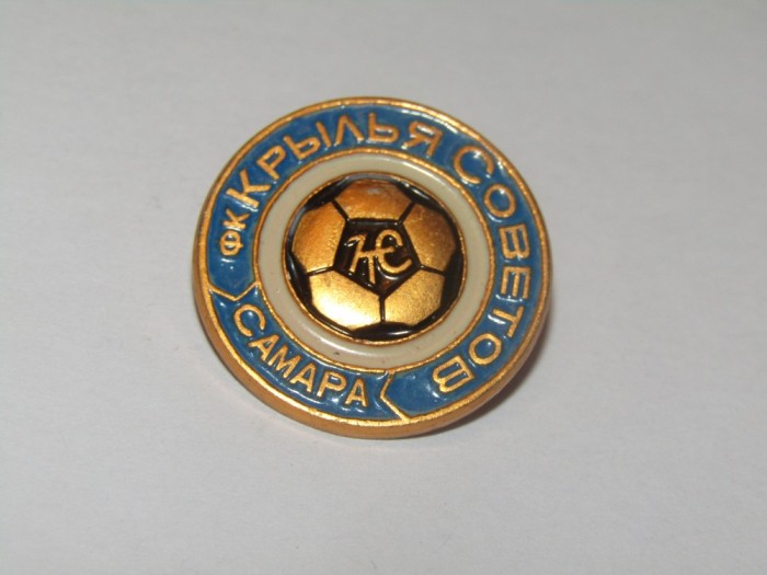 Insigna fotbal FC KRYLIA SOVETOV SAMARA (Rusia)