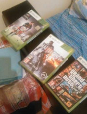 XBOX 360 - consola + cablu hdmi + controller + fifa 16 + gta v + battlefield 4 foto