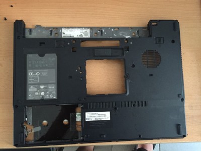 Bottom case Hp Compaq 8510p , 8510w , A119 foto