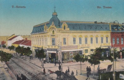 TURNU SEVERIN , STRADA TRAIAN CU NOUL MAGAZIN UNIVERSAL JOSEF FRISCH foto