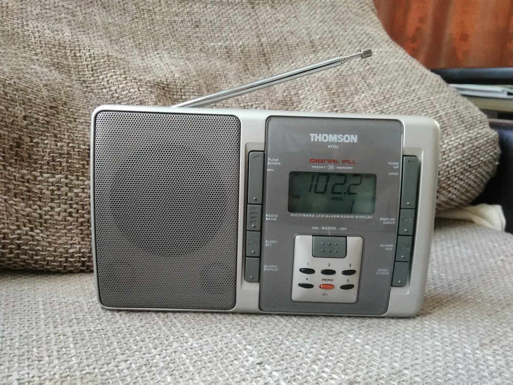 Radio portabil digital cu 20 memorii Thomson RT 552 (similar Sony SW ...