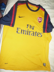 Tricoul echipei de fotbal Arsenal Londra , produs Nike, masura L foto