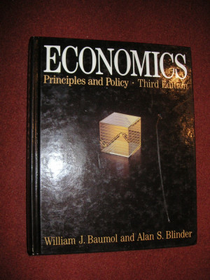 Economics - Principles and Policy - William J.Baumol , Alan S.Blinder foto