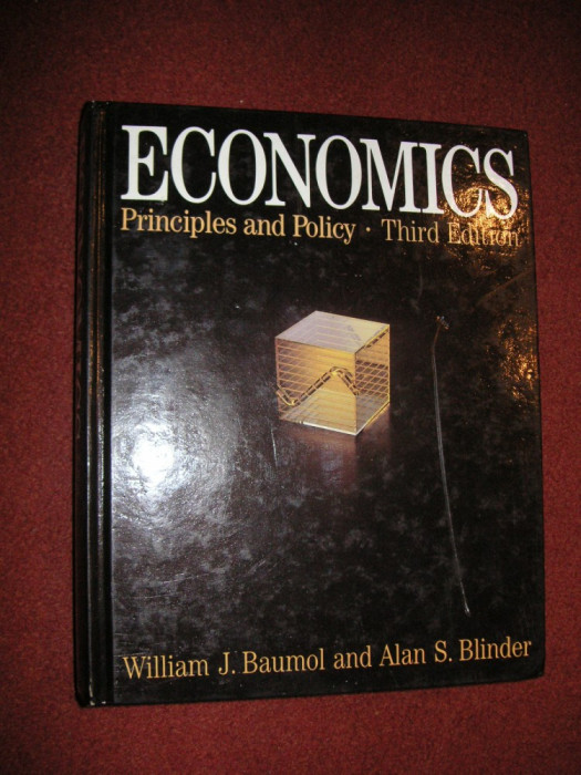 Economics - Principles and Policy - William J.Baumol , Alan S.Blinder