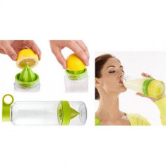 Set 2 sticle cu sita si storcator pentru citrice, capacitate 750ml! Garantie 12 luni! foto